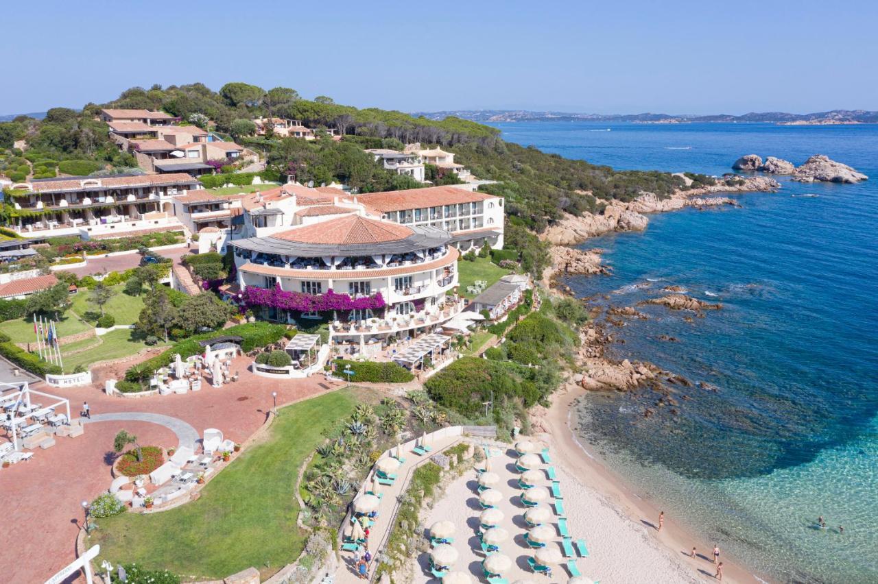 Club Hotel Baja Sardinia Esterno foto
