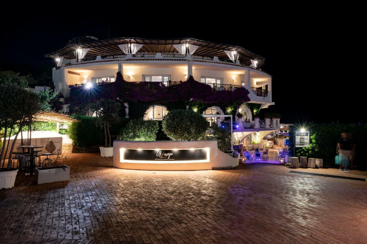 Club Hotel Baja Sardinia Esterno foto