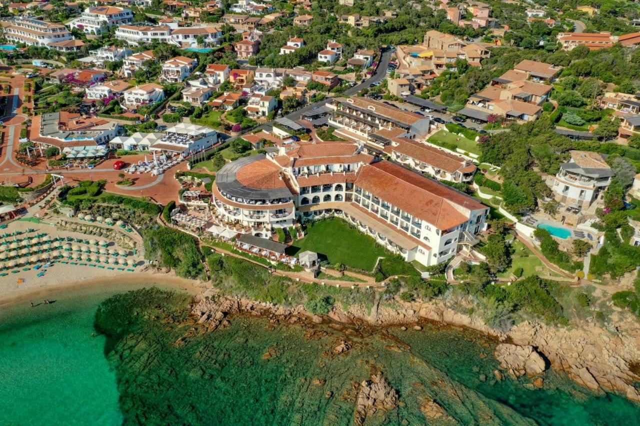 Club Hotel Baja Sardinia Esterno foto